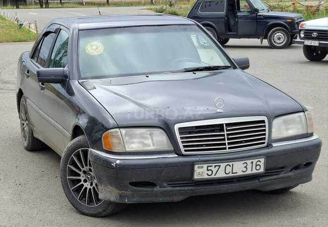 Mercedes C 200-1