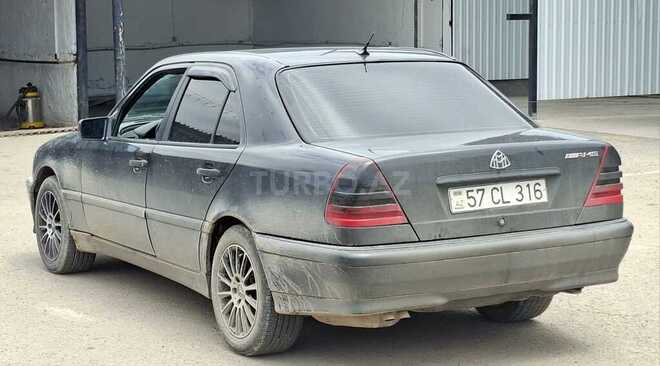 Mercedes C 200-7