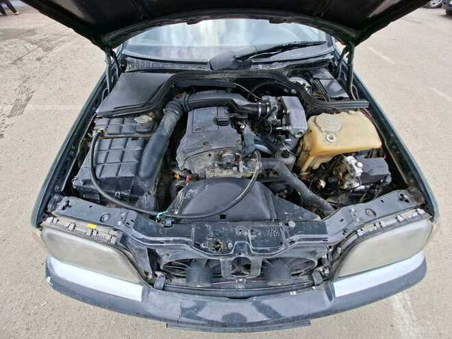 Mercedes C 200-8