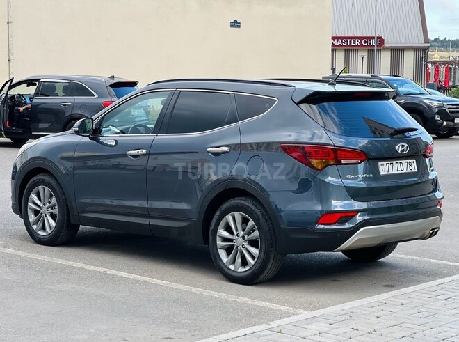 Hyundai Santa Fe-11