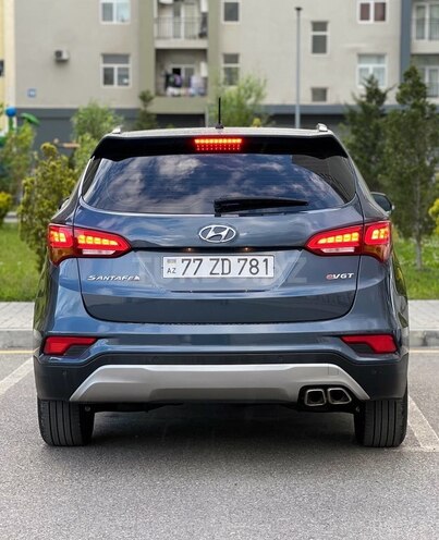 Hyundai Santa Fe-7