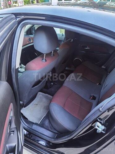 Chevrolet Cruze-4