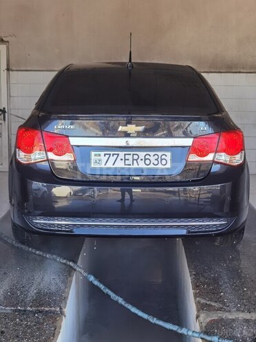 Chevrolet Cruze-9