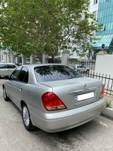 Nissan Sunny-5