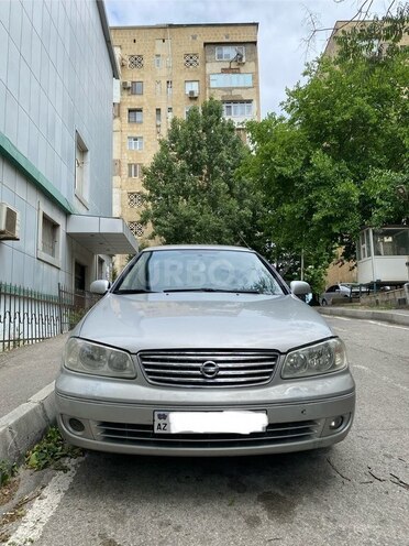 Nissan Sunny-1