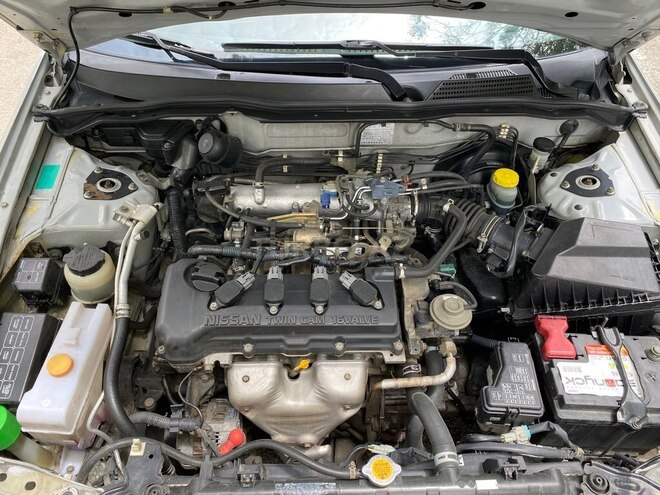 Nissan Sunny-8