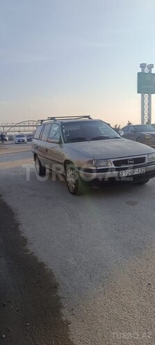 Opel Astra-7