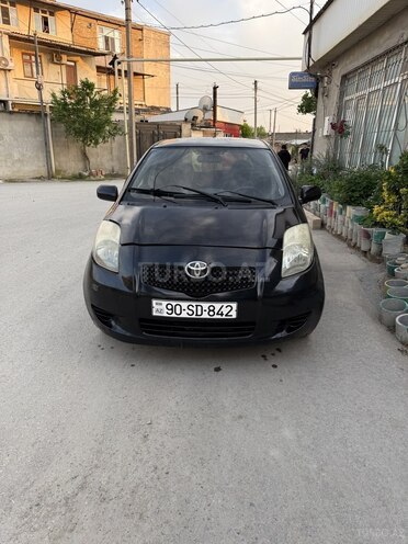 Toyota Vitz-5