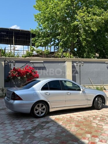 Mercedes C 200-6