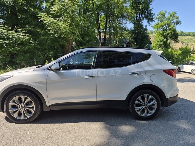 Hyundai Santa Fe-4