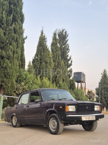 LADA (VAZ) 2107-2