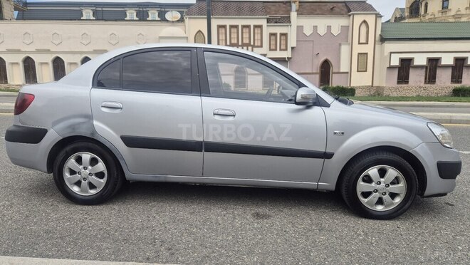 Kia Pride-2