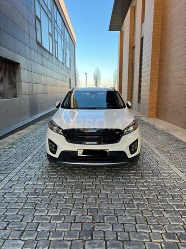 Kia Sorento-1