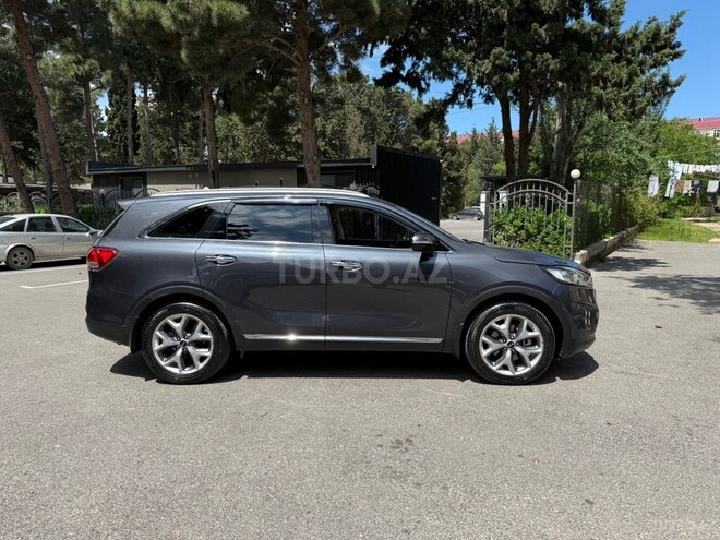 Kia Sorento-8