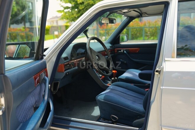 Mercedes 280 SE 1983, 283,000 km - 2.8 л - Bakı