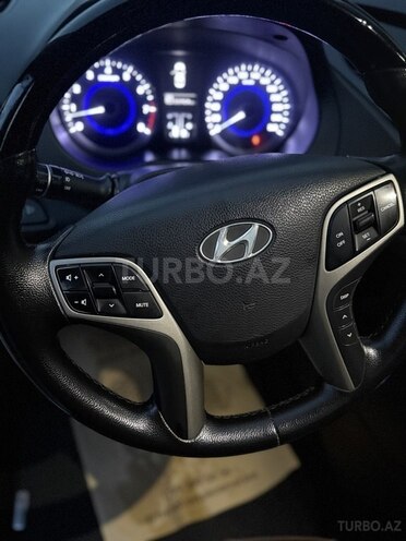 Hyundai Azera-16