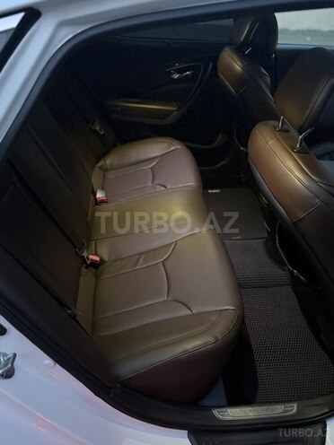 Hyundai Azera-12