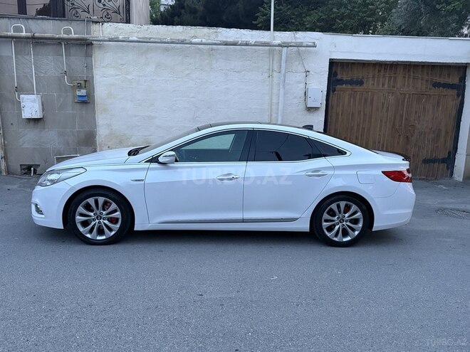Hyundai Azera-7
