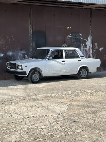 LADA (VAZ) 2107-18