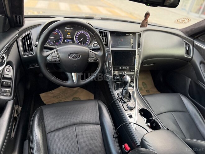 Infiniti Q50-9