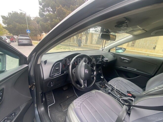 SEAT Leon-9