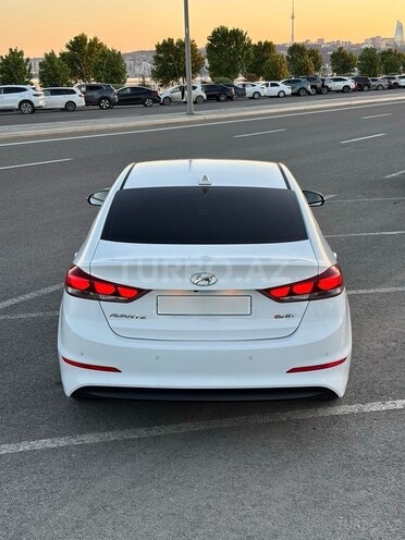 Hyundai Avante-6