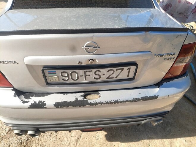 Opel Vectra-20