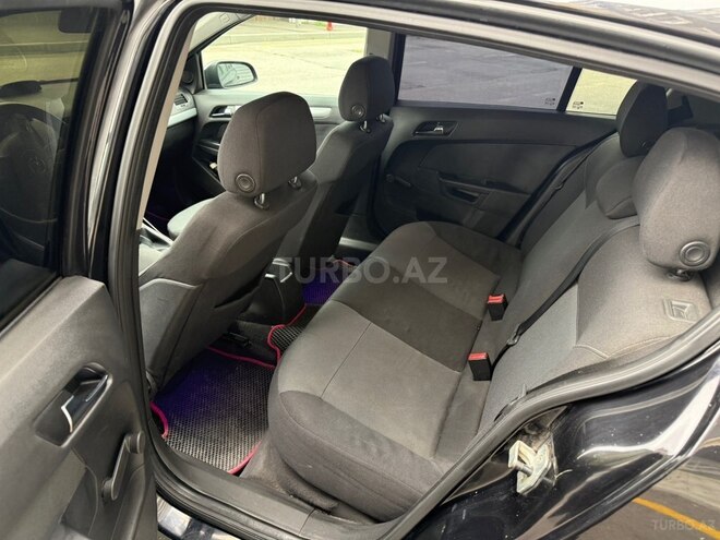 Opel Astra-17