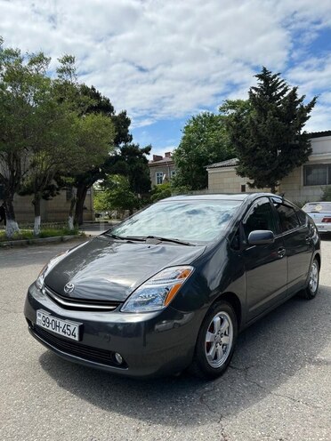 Toyota Prius-1