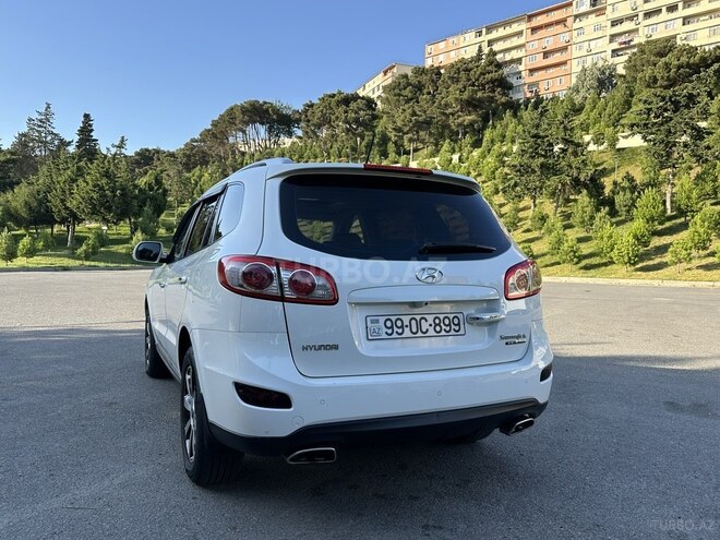Hyundai Santa Fe-6
