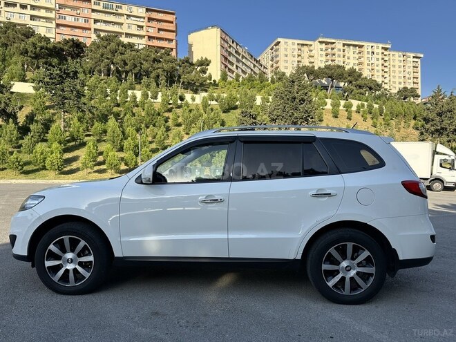 Hyundai Santa Fe-4