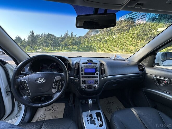Hyundai Santa Fe-11