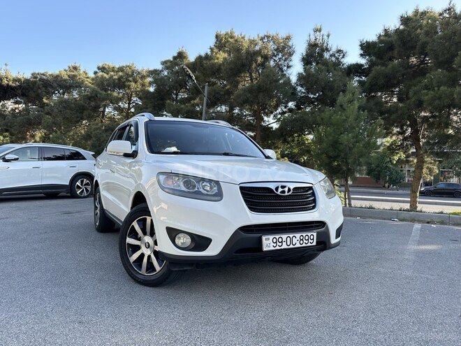 Hyundai Santa Fe-1