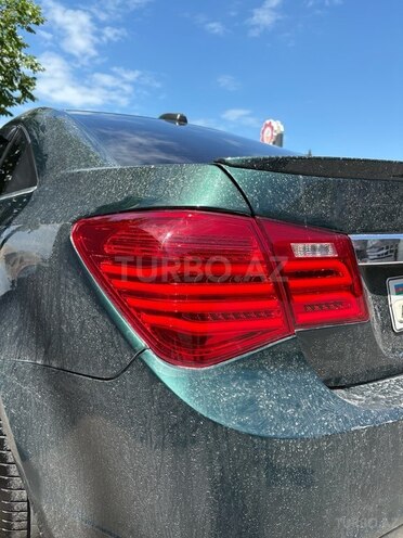Chevrolet Cruze-11