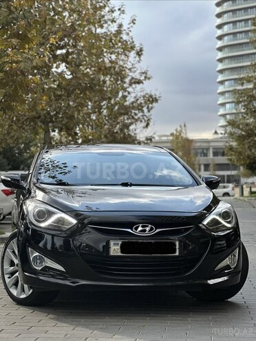 Hyundai i40-1