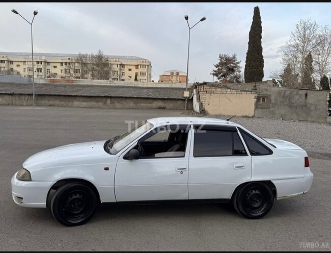 Daewoo Nexia-3
