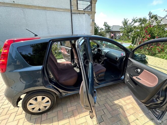 Nissan Note-8
