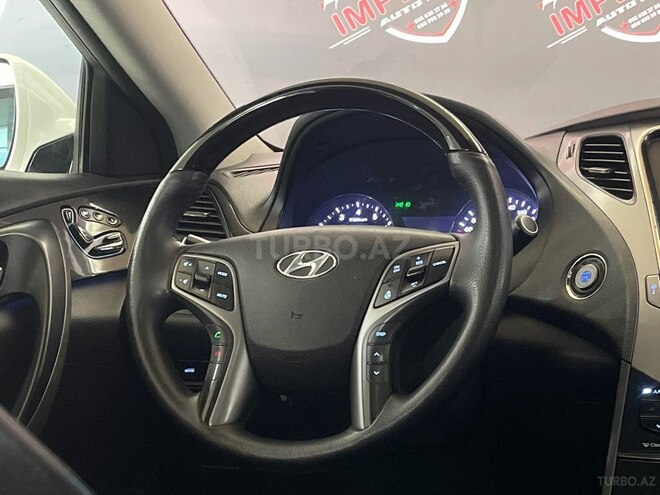Hyundai Grandeur-11