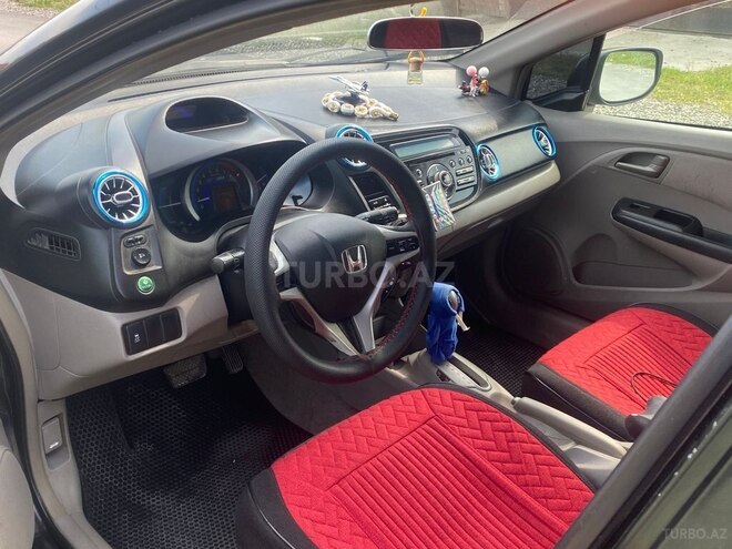 Honda Insight-10
