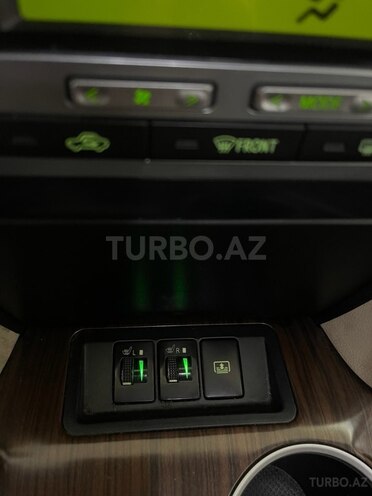 Toyota Camry-5