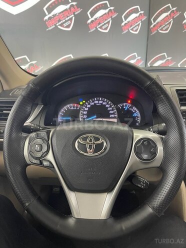 Toyota Camry-4