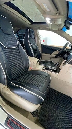 Toyota Camry-14