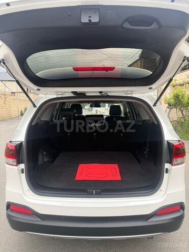 Kia Sorento-8