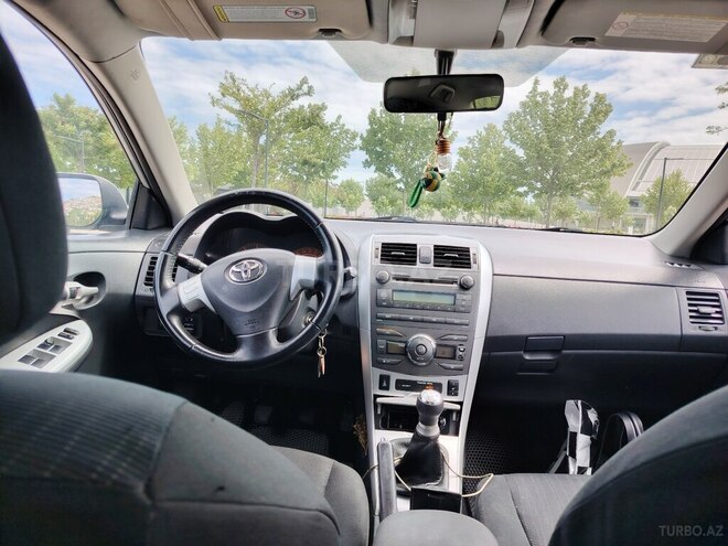Toyota Corolla-9