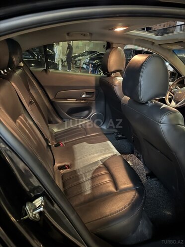 Chevrolet Cruze-10
