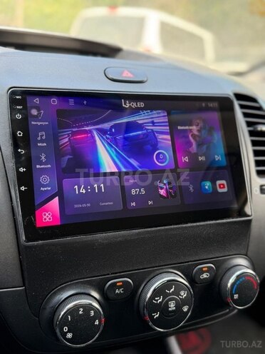 Kia Forte-14