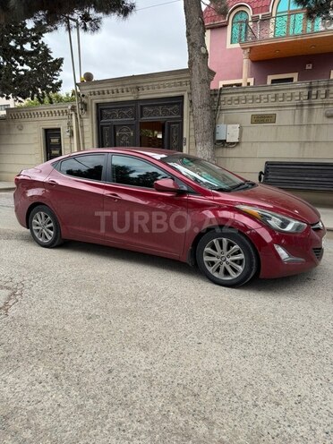 Hyundai Elantra-2