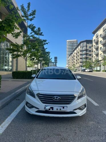Hyundai Sonata-1