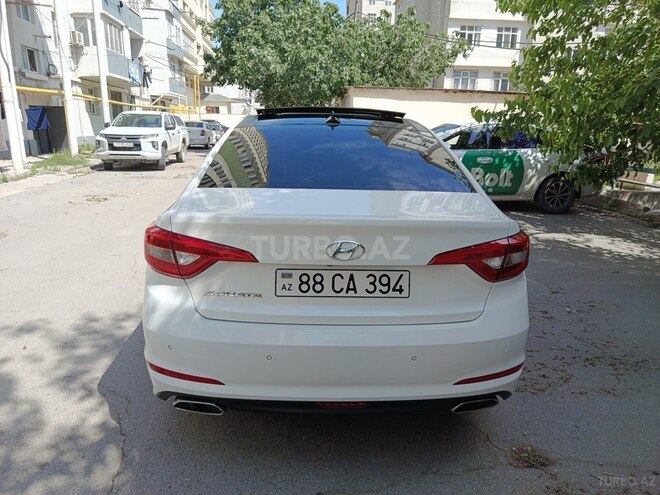 Hyundai Sonata-5