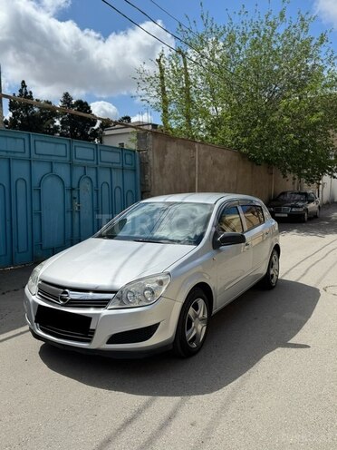 Opel Astra-2